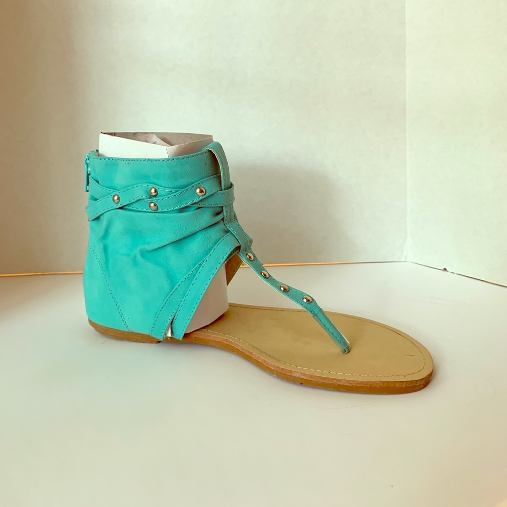 Sandals with Ankle Cuff. Size 6.5